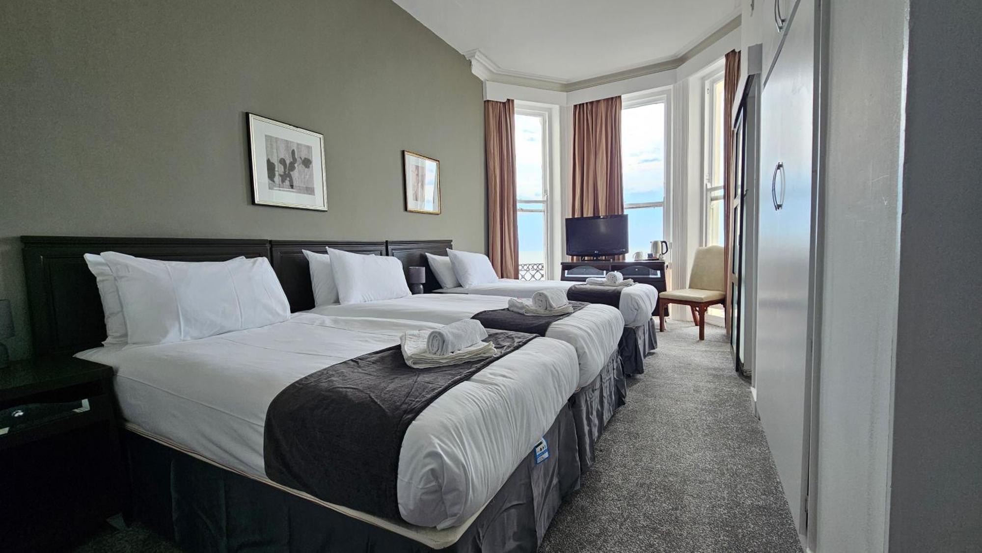 The Strand Hotel Eastbourne Exterior photo